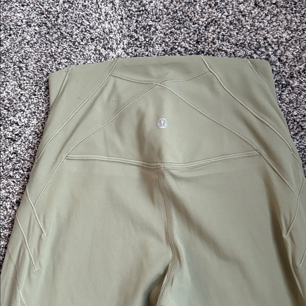 Lululemon Green Leggings Size 6 - Picture 4 of 5